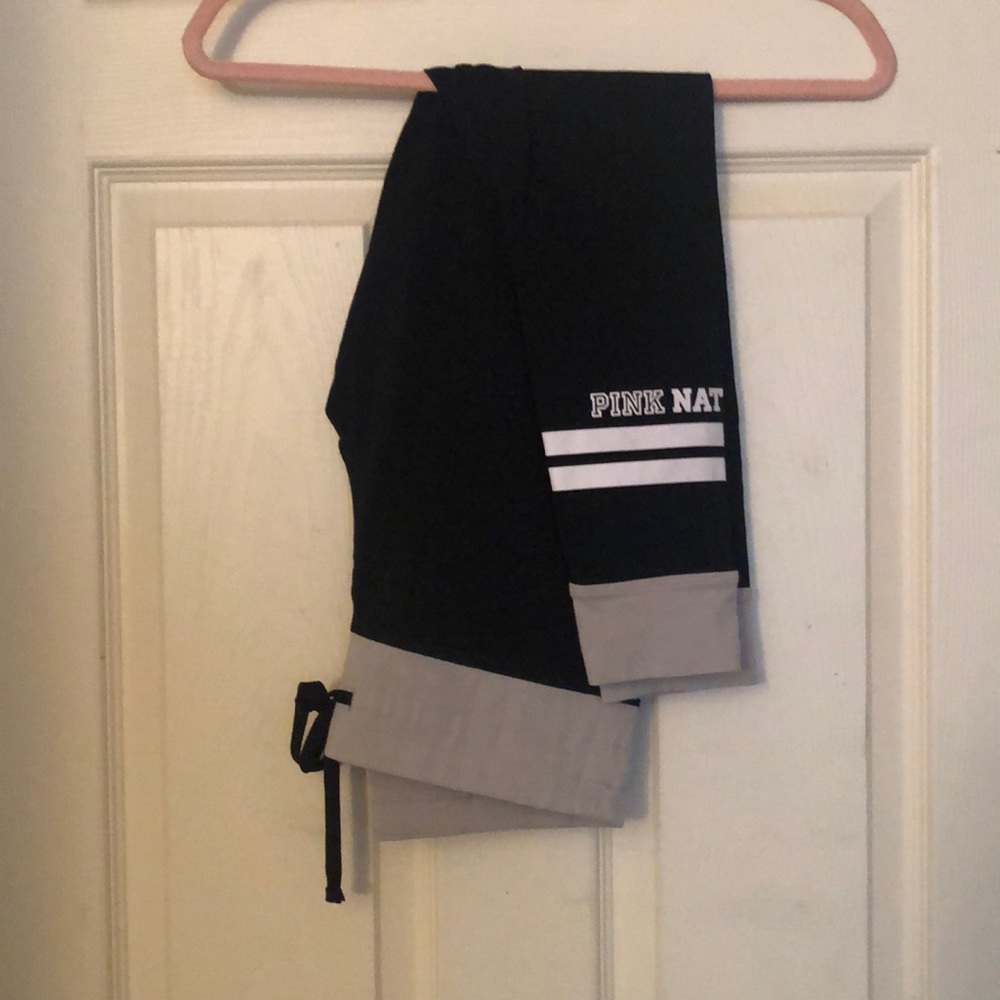 PINK VS campus leggings